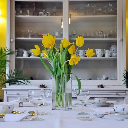 Du Lac De Genval Bed & Breakfast