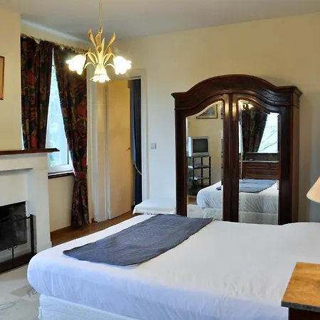 Du Lac De Genval Bed & Breakfast 4*